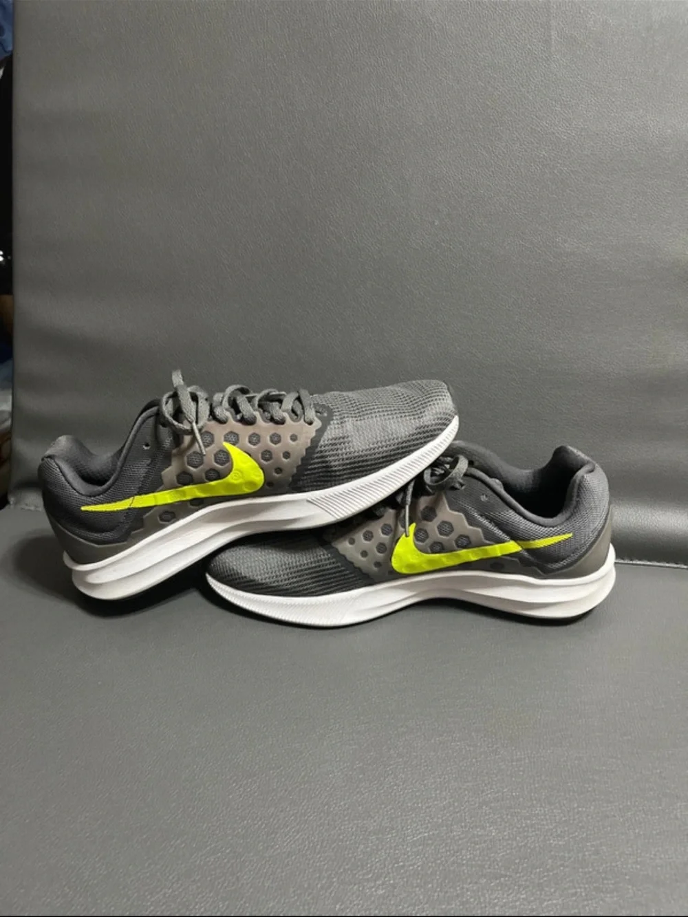 Nike Downshifter men’s 8